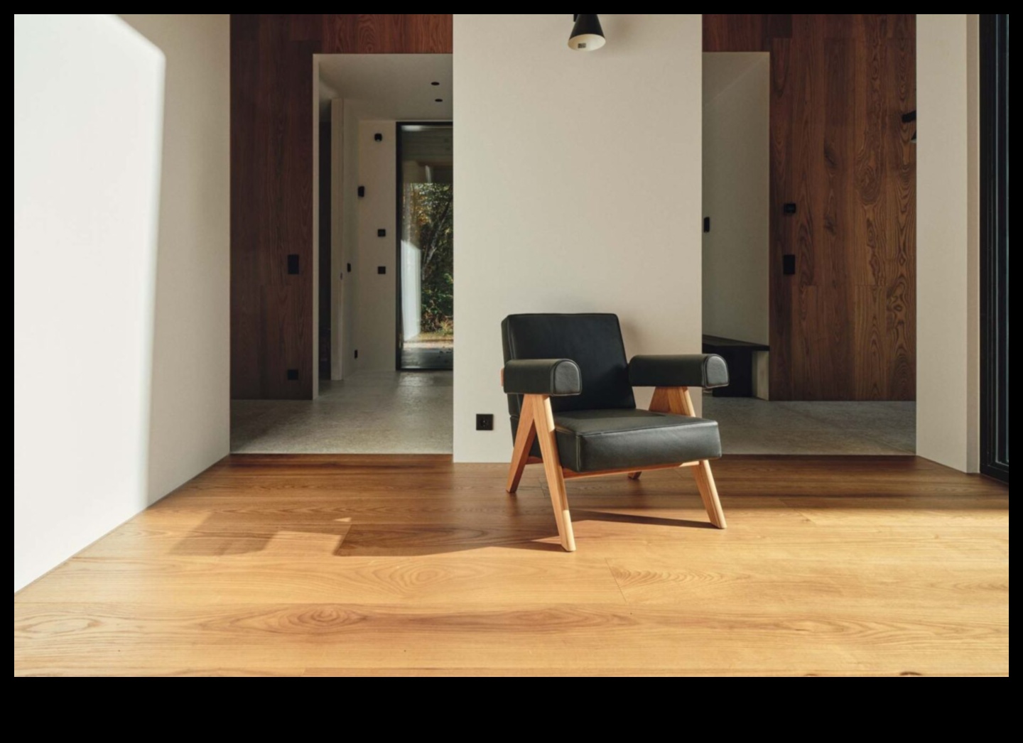 Eleganță din lemn: crearea de piese atemporale pentru spațiul tău de locuit